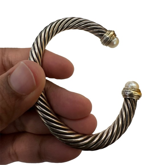 David Yurman Pearl Cable Bracelet - Picture 4 of 8
